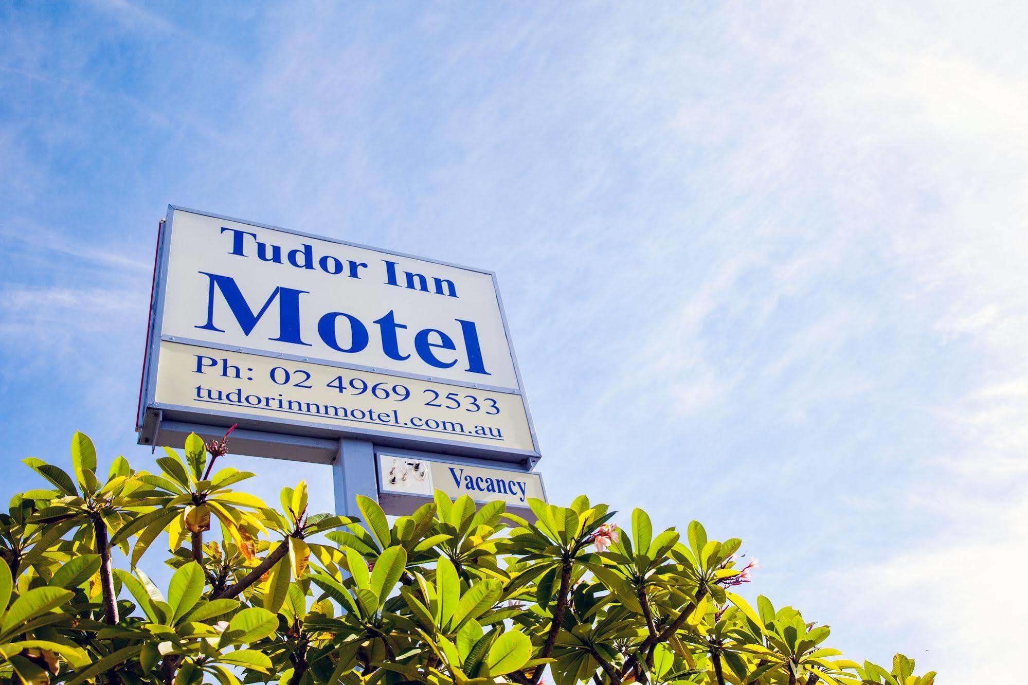 Tudor Inn Newcastle Eksteriør billede